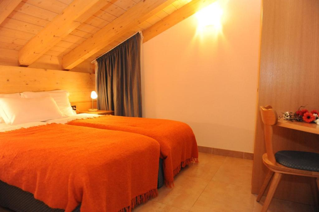 Chalet Tea Da Bondi Livigno Phòng bức ảnh