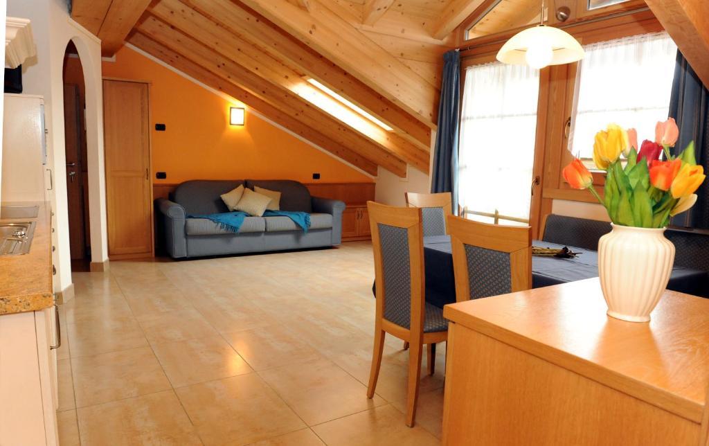 Chalet Tea Da Bondi Livigno Phòng bức ảnh