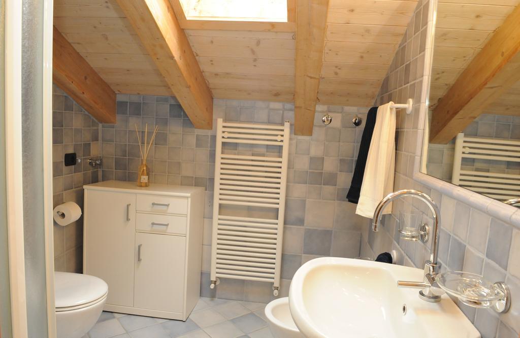 Chalet Tea Da Bondi Livigno Phòng bức ảnh
